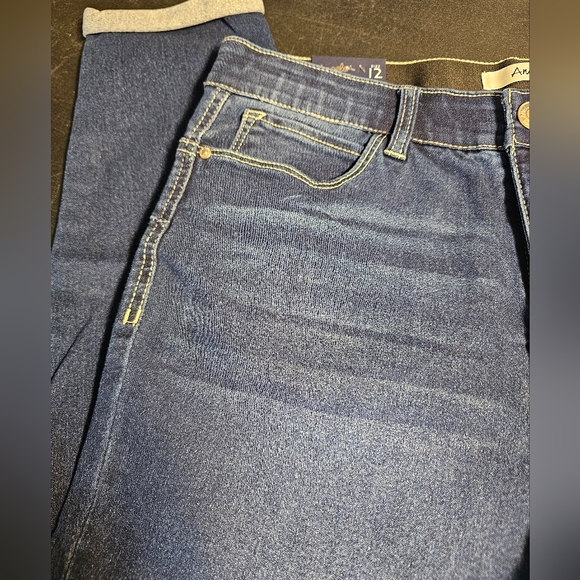 NWT Womens Ab Slimming Butt Lifting Figure Enhancing Skinny Cuffed Jeans - Picture 4 of 8